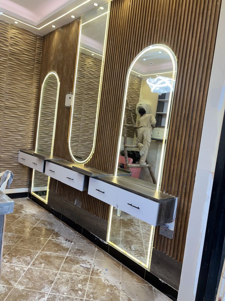 Beauty Salon & Spa 14